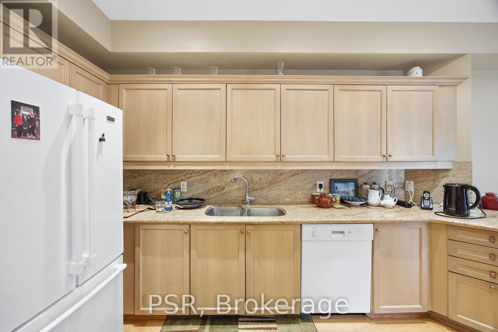 35 - 2000 The Collegeway, Mississauga (Erin Mills), Ontario  L5L 5Y9 - Photo 16 - W12757344