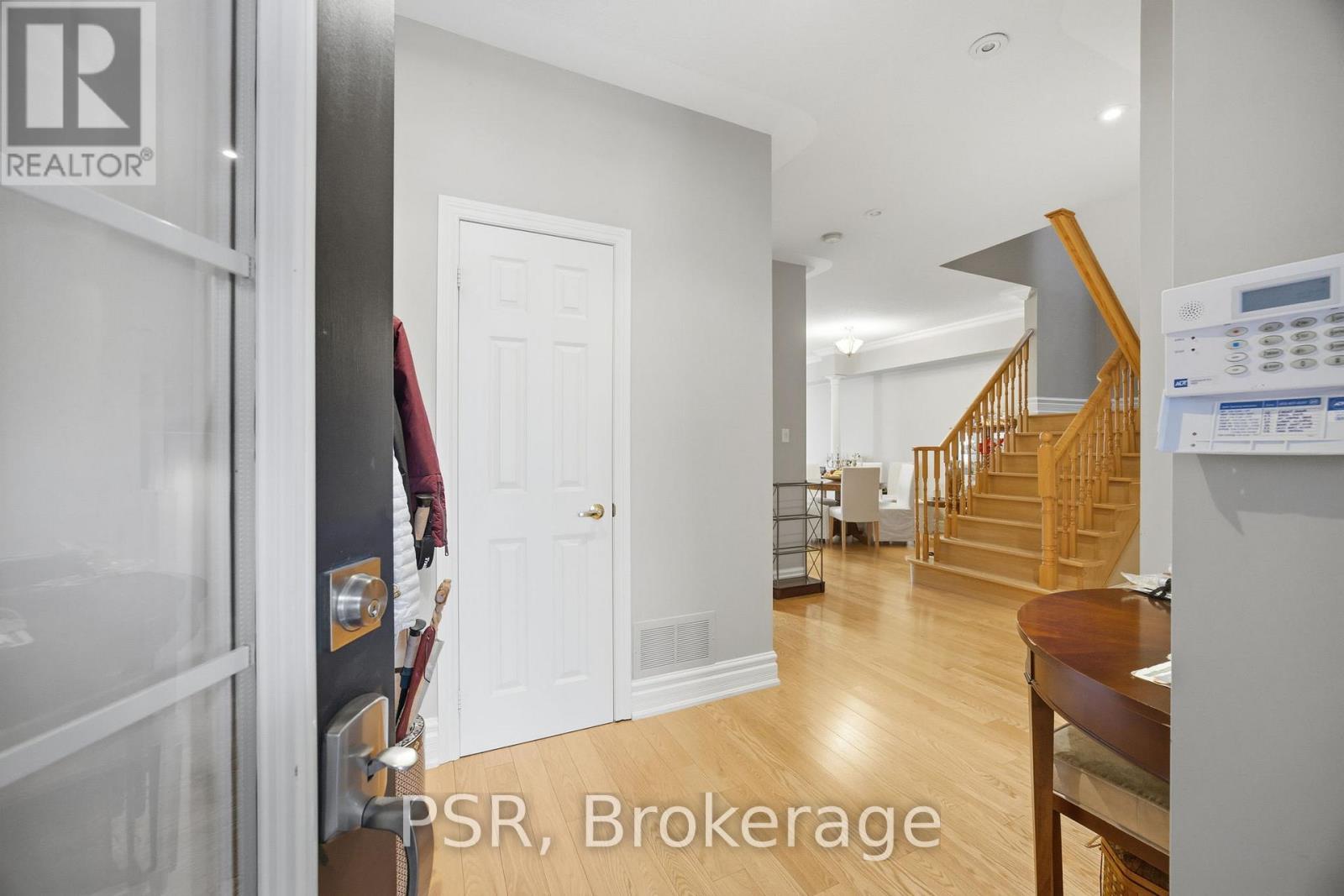 35 - 2000 The Collegeway, Mississauga (Erin Mills), Ontario  L5L 5Y9 - Photo 4 - W12757344