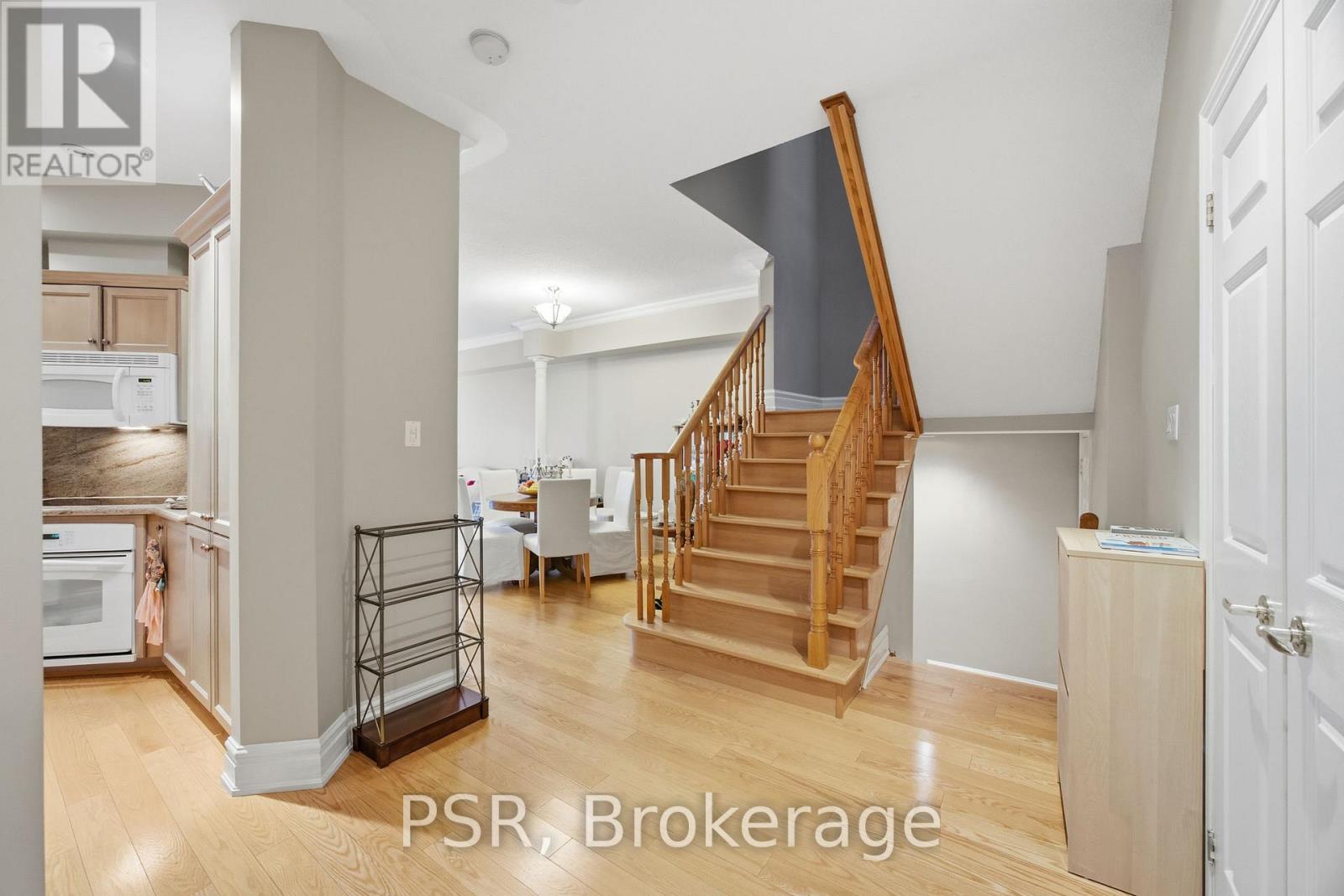 35 - 2000 The Collegeway, Mississauga (Erin Mills), Ontario  L5L 5Y9 - Photo 5 - W12757344