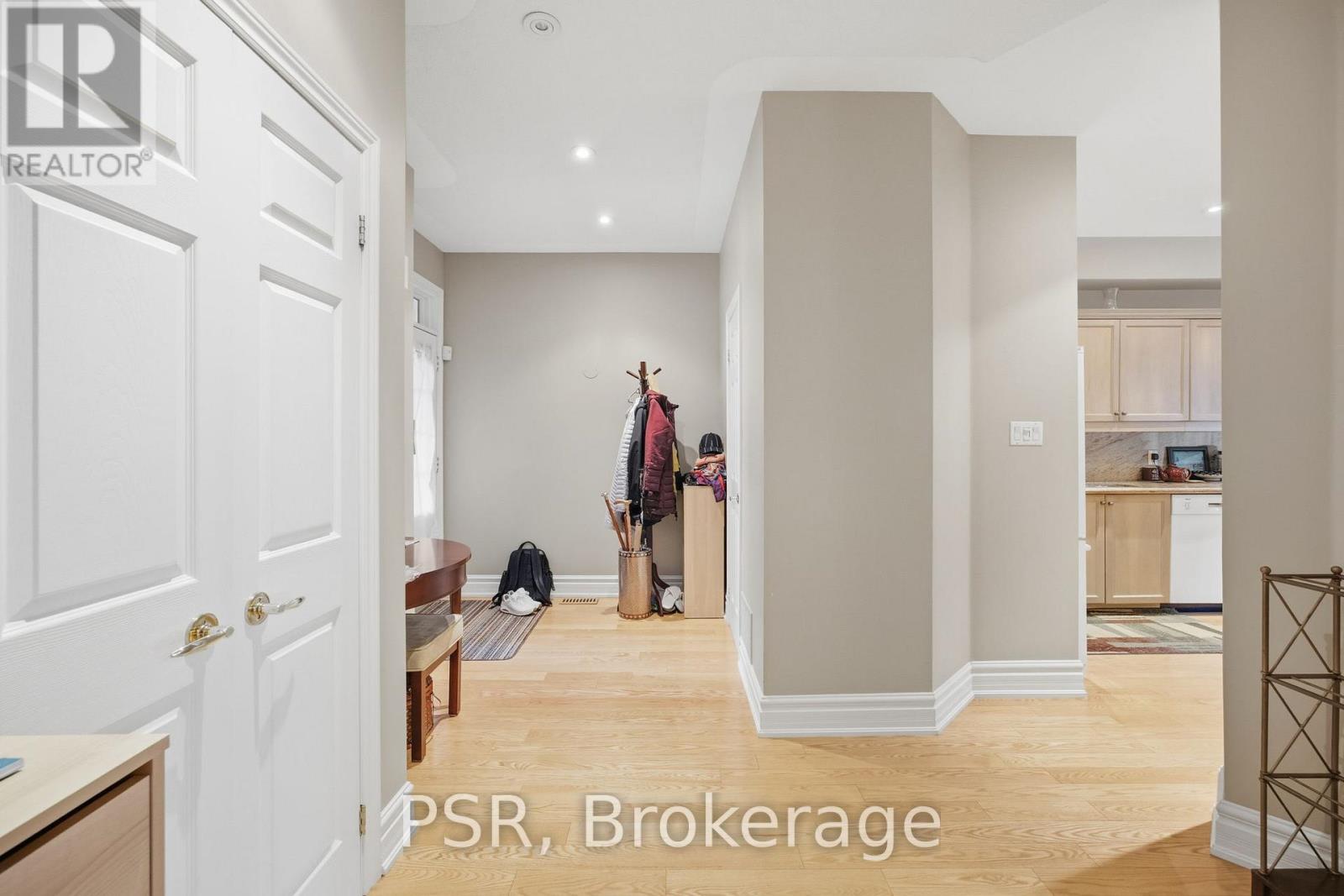 35 - 2000 The Collegeway, Mississauga (Erin Mills), Ontario  L5L 5Y9 - Photo 7 - W12757344