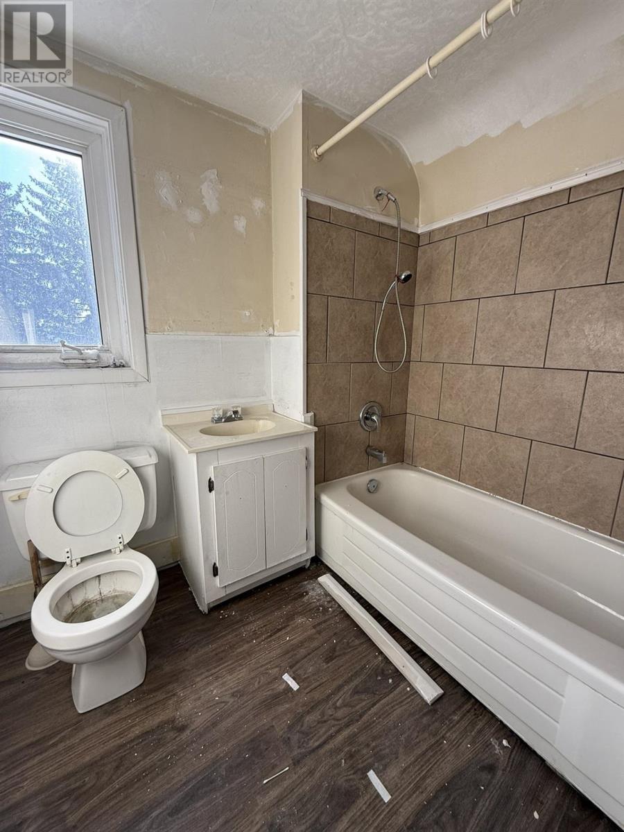 632 Albert St W, Sault Ste. Marie, Ontario  P6A 1C6 - Photo 15 - SM260229