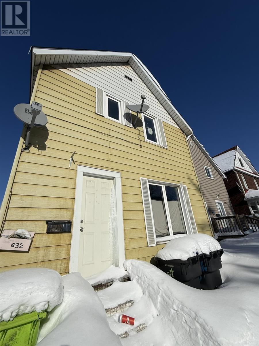 632 Albert St W, Sault Ste. Marie, Ontario  P6A 1C6 - Photo 3 - SM260229