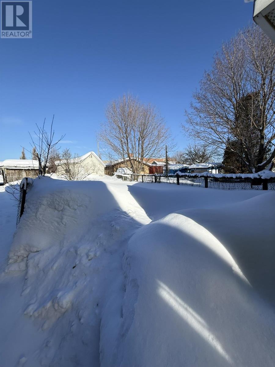 632 Albert St W, Sault Ste. Marie, Ontario  P6A 1C6 - Photo 7 - SM260229