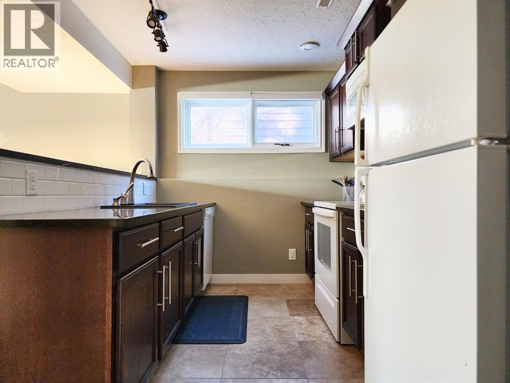 310 54 Avenue E, Claresholm, Alberta  t0l 0t0 - Photo 25 - A2280928