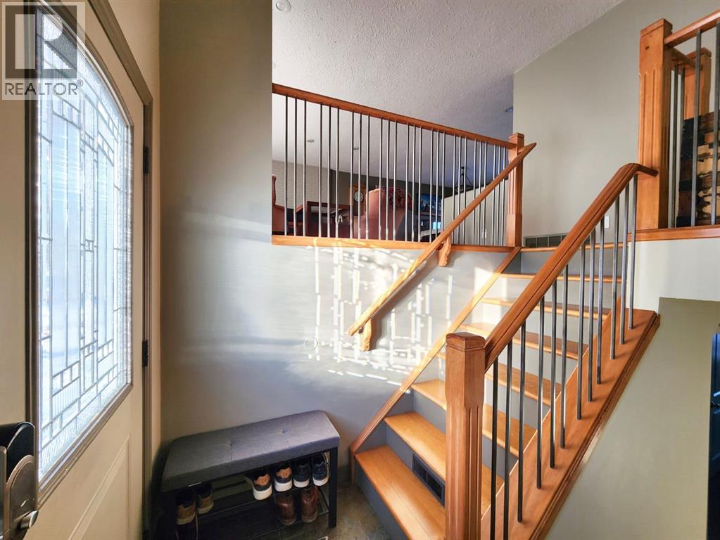 310 54 Avenue E, Claresholm, Alberta  t0l 0t0 - Photo 3 - A2280928