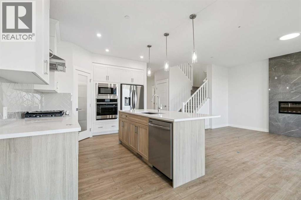 418 Hotchkiss Manor Se, Calgary, Alberta  T3S 0J9 - Photo 10 - A2270039