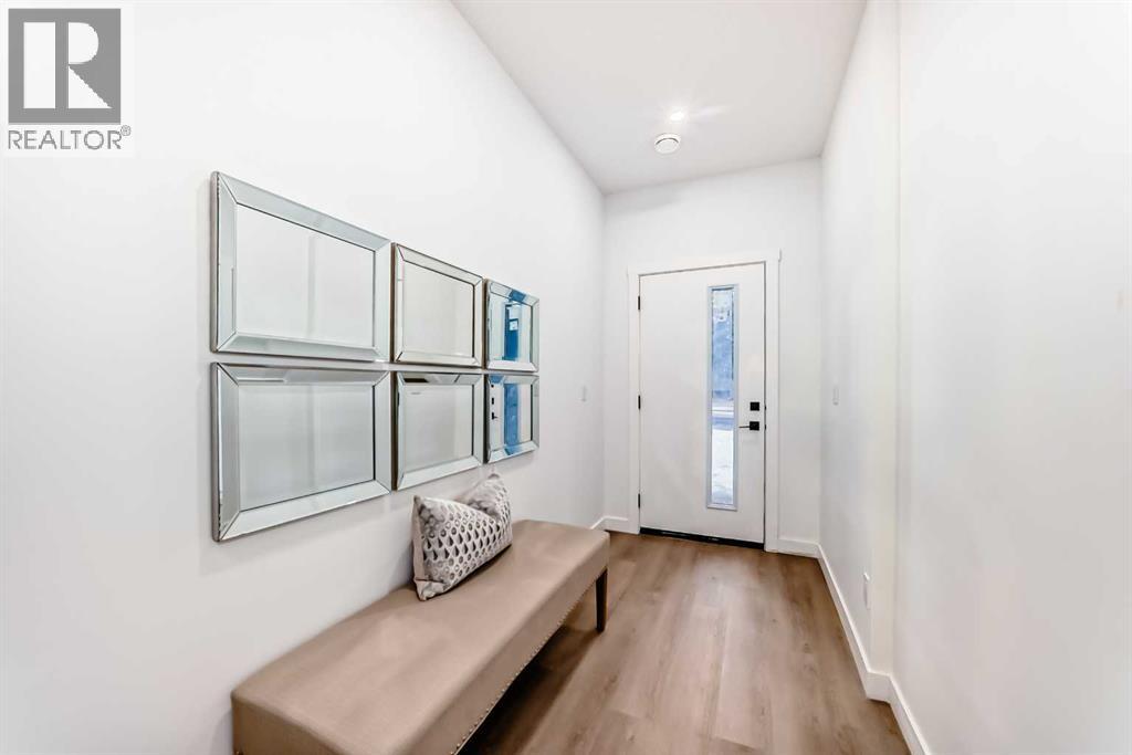 8530 Bowness Road Nw, Calgary, Alberta  T3B 0H7 - Photo 3 - A2280360