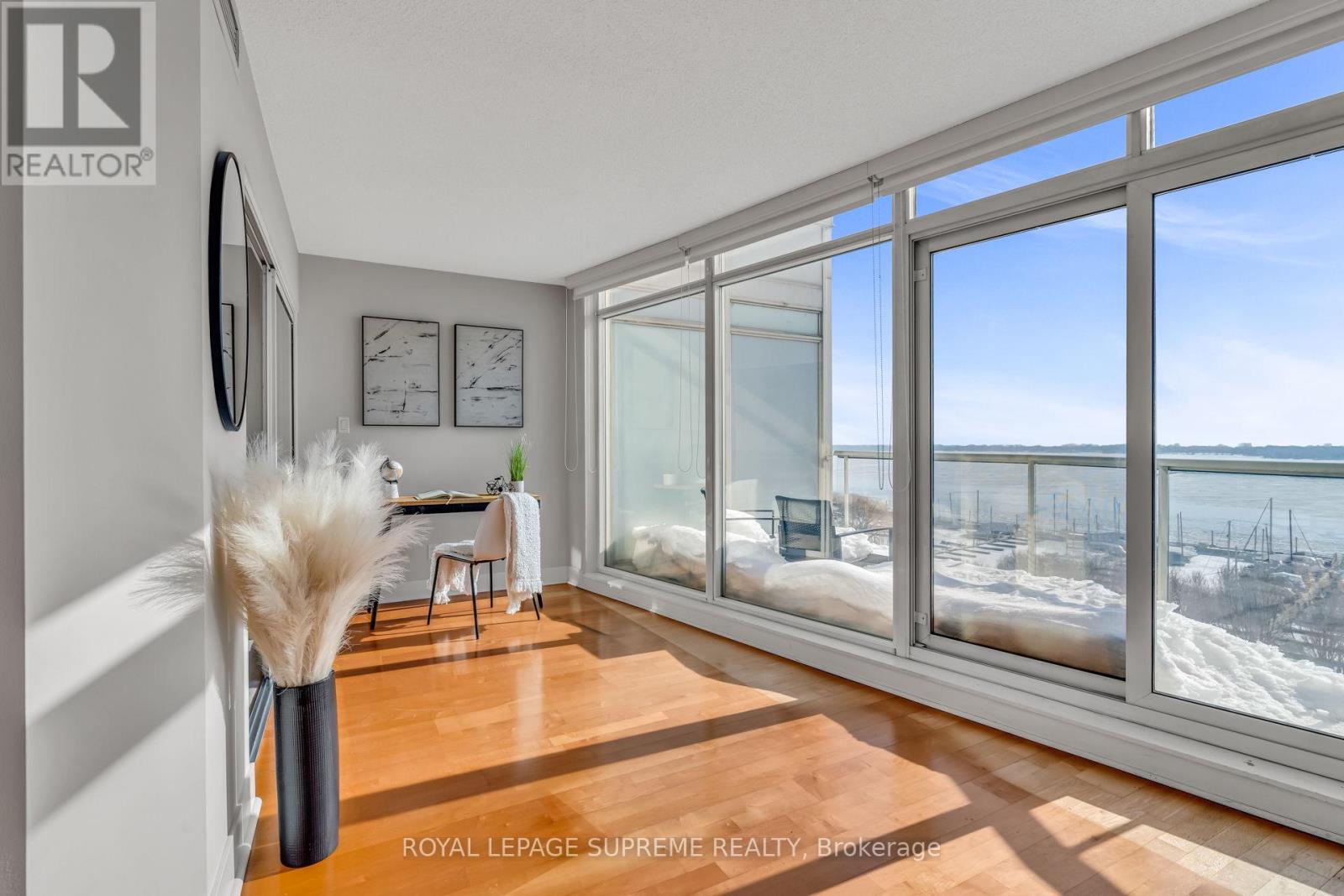 1226 - 550 Queens Quay W, Toronto (Waterfront Communities), Ontario  M5V 3M8 - Photo 26 - C12757604