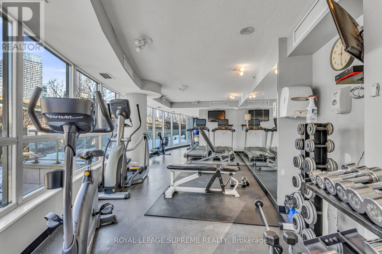 1226 - 550 Queens Quay W, Toronto (Waterfront Communities), Ontario  M5V 3M8 - Photo 46 - C12757604