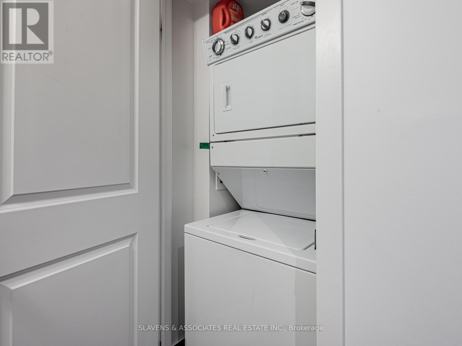 708 - 105 George Street, Toronto (Moss Park), Ontario  M5A 0L4 - Photo 15 - C12757620