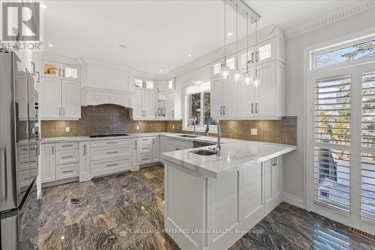 116 Elmhurst Avenue, Toronto (Lansing-Westgate), Ontario  M2N 1R8 - Photo 10 - C12757708