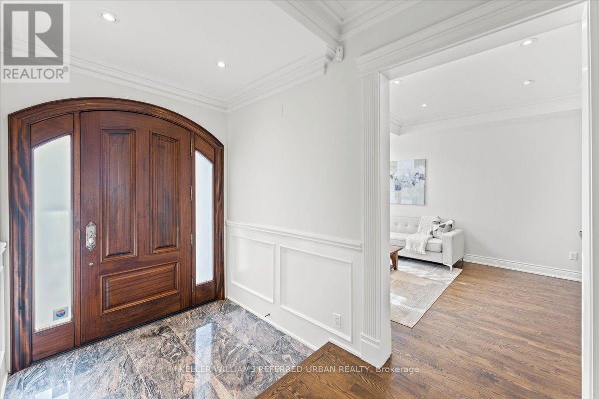 116 Elmhurst Avenue, Toronto (Lansing-Westgate), Ontario  M2N 1R8 - Photo 3 - C12757708