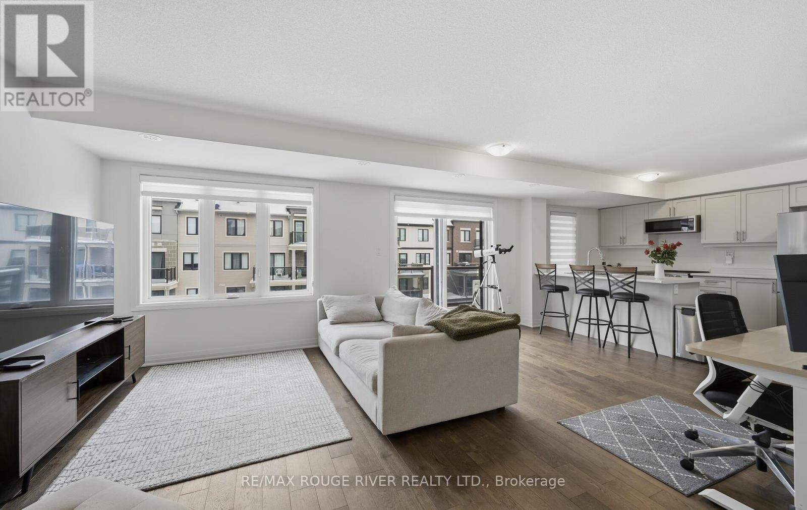 33d Lookout Drive, Clarington (Bowmanville), Ontario  L1C 7G1 - Photo 11 - E12757720