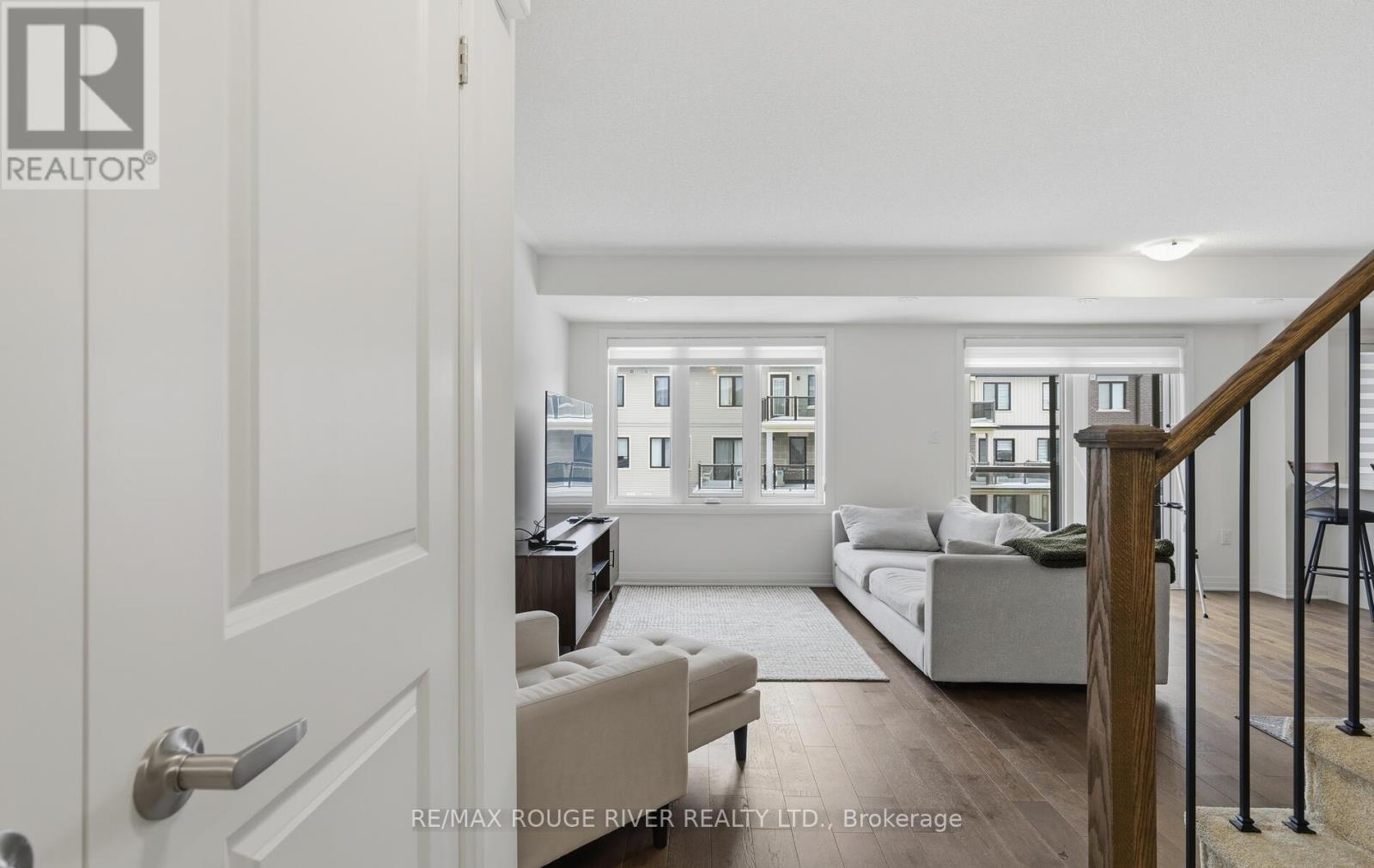 33d Lookout Drive, Clarington (Bowmanville), Ontario  L1C 7G1 - Photo 9 - E12757720