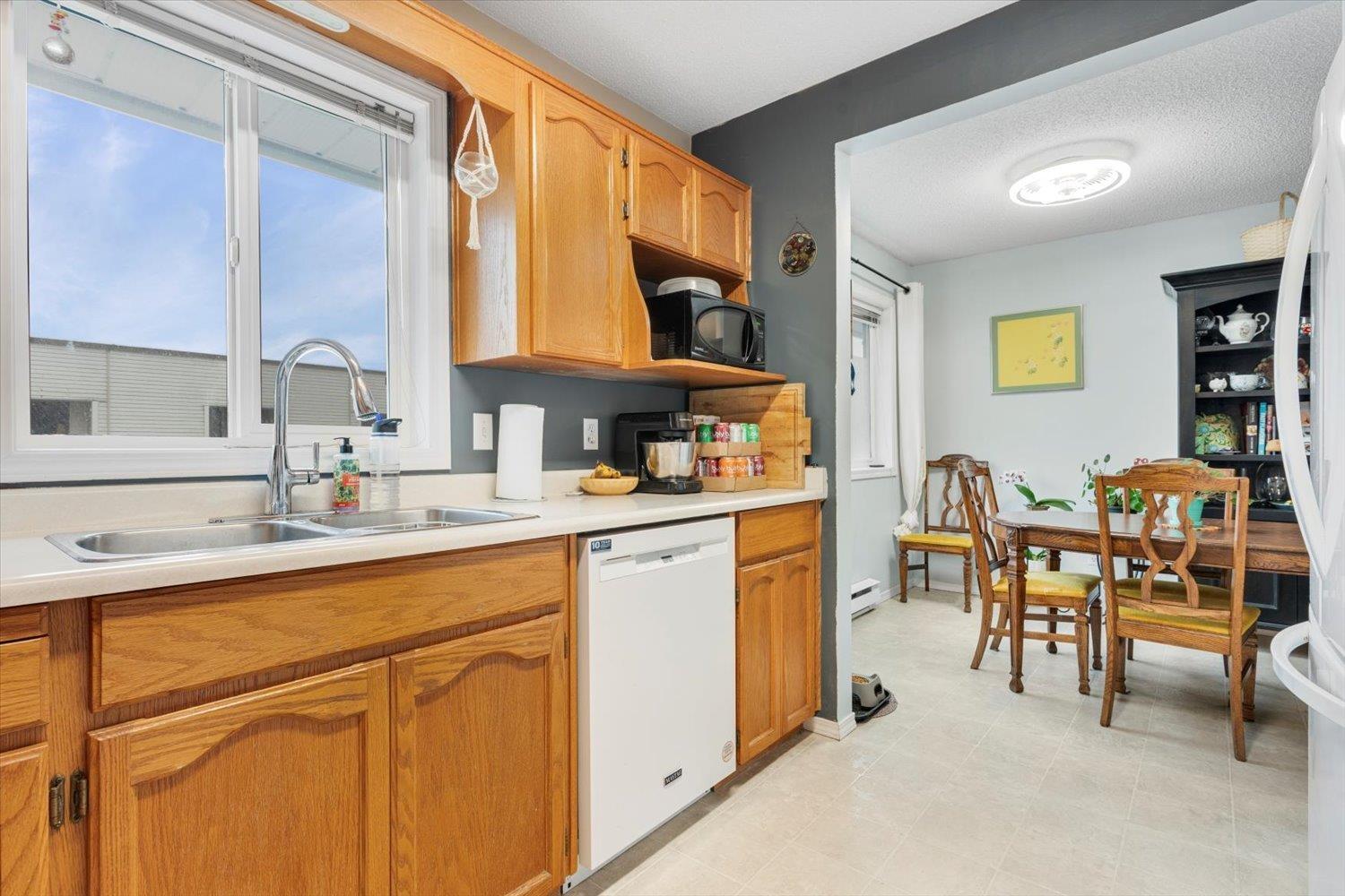 303 9006 Edward Street, Chilliwack Proper West, Chilliwack, British Columbia  V2P 4E1 - Photo 8 - R3086520