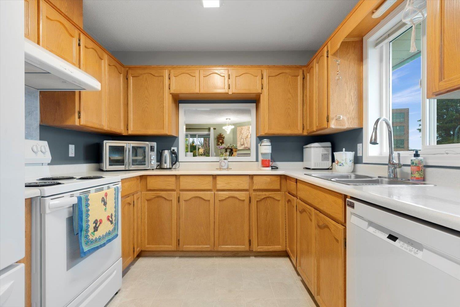 303 9006 Edward Street, Chilliwack Proper West, Chilliwack, British Columbia  V2P 4E1 - Photo 9 - R3086520