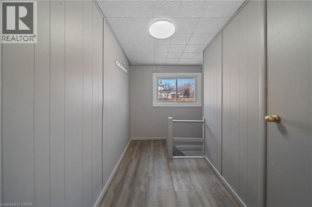 187 Mcanulty Boulevard, Hamilton, Ontario  L8H 3H9 - Photo 18 - 40802733