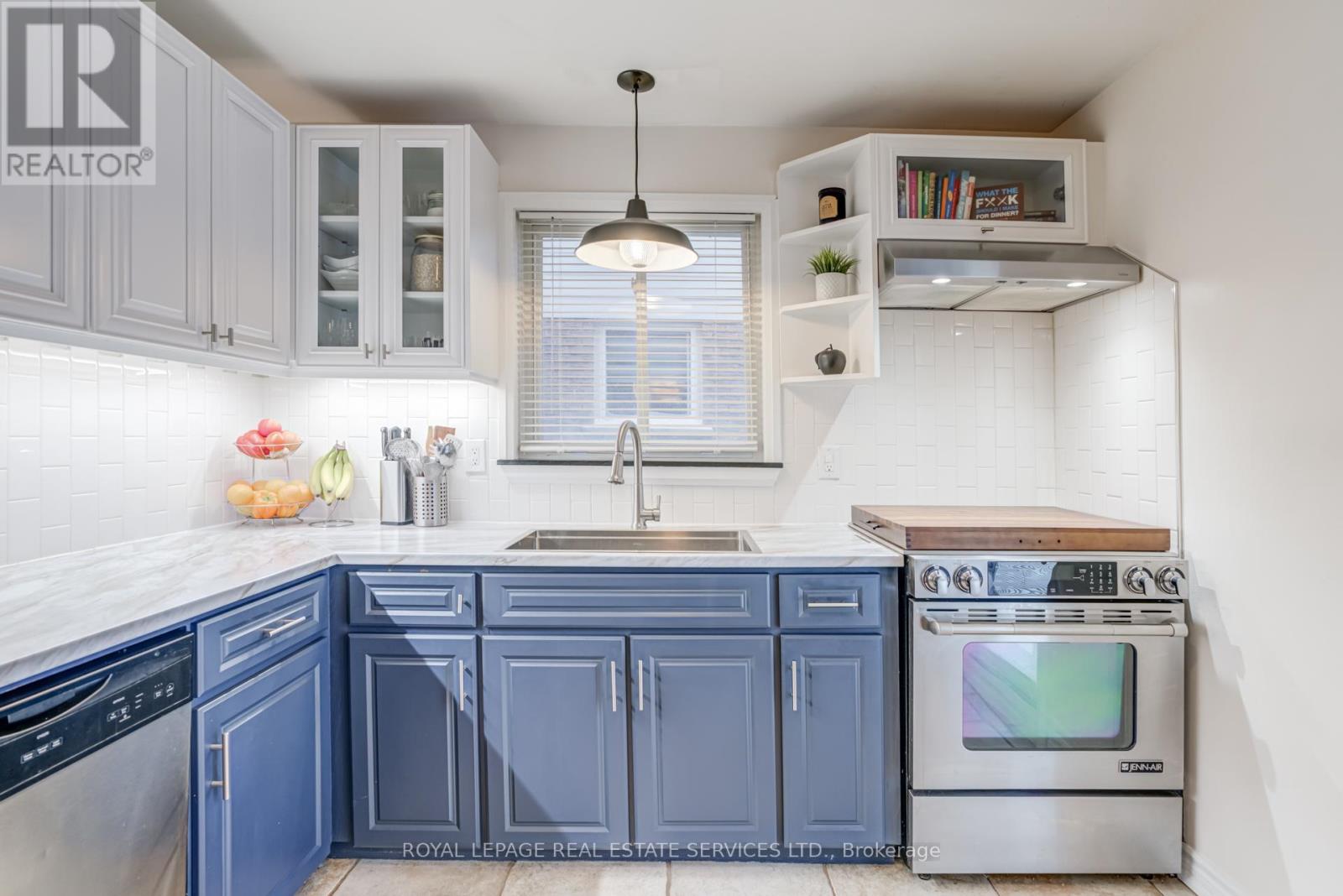 268 Britannia Avenue, Bradford West Gwillimbury (Bradford), Ontario  L3Z 1A7 - Photo 15 - N12757610