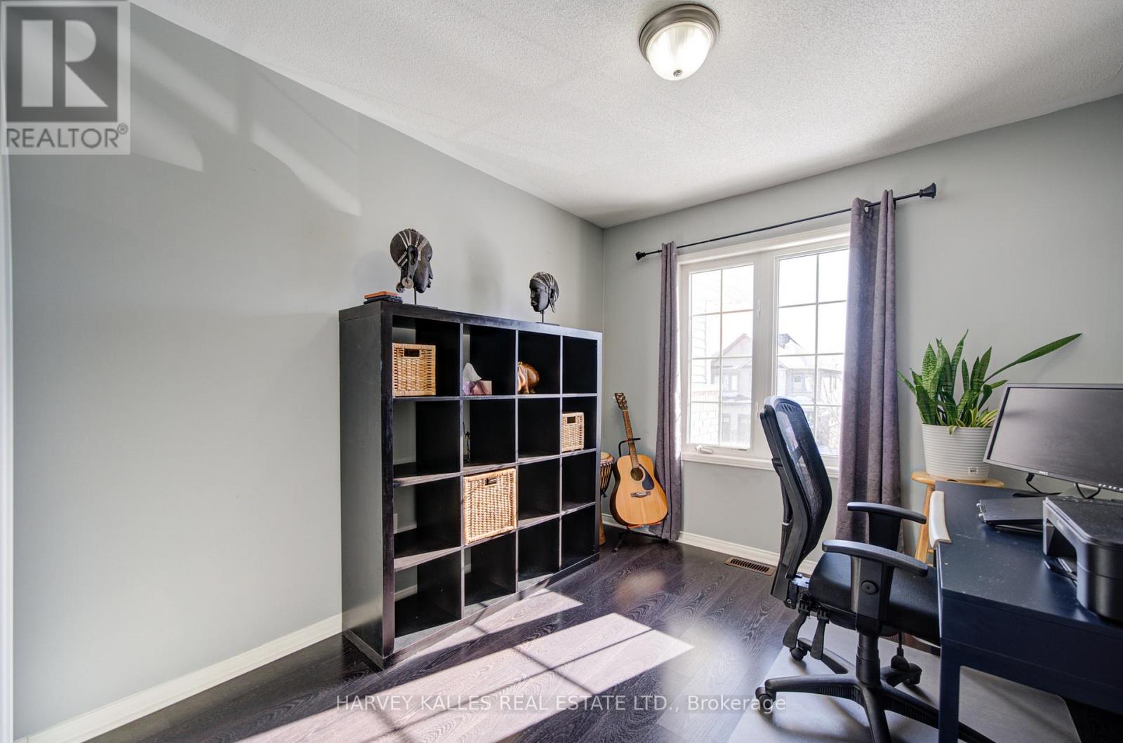 223 Orr Drive, Bradford West Gwillimbury (Bradford), Ontario  L3Z 0S3 - Photo 21 - N12757654