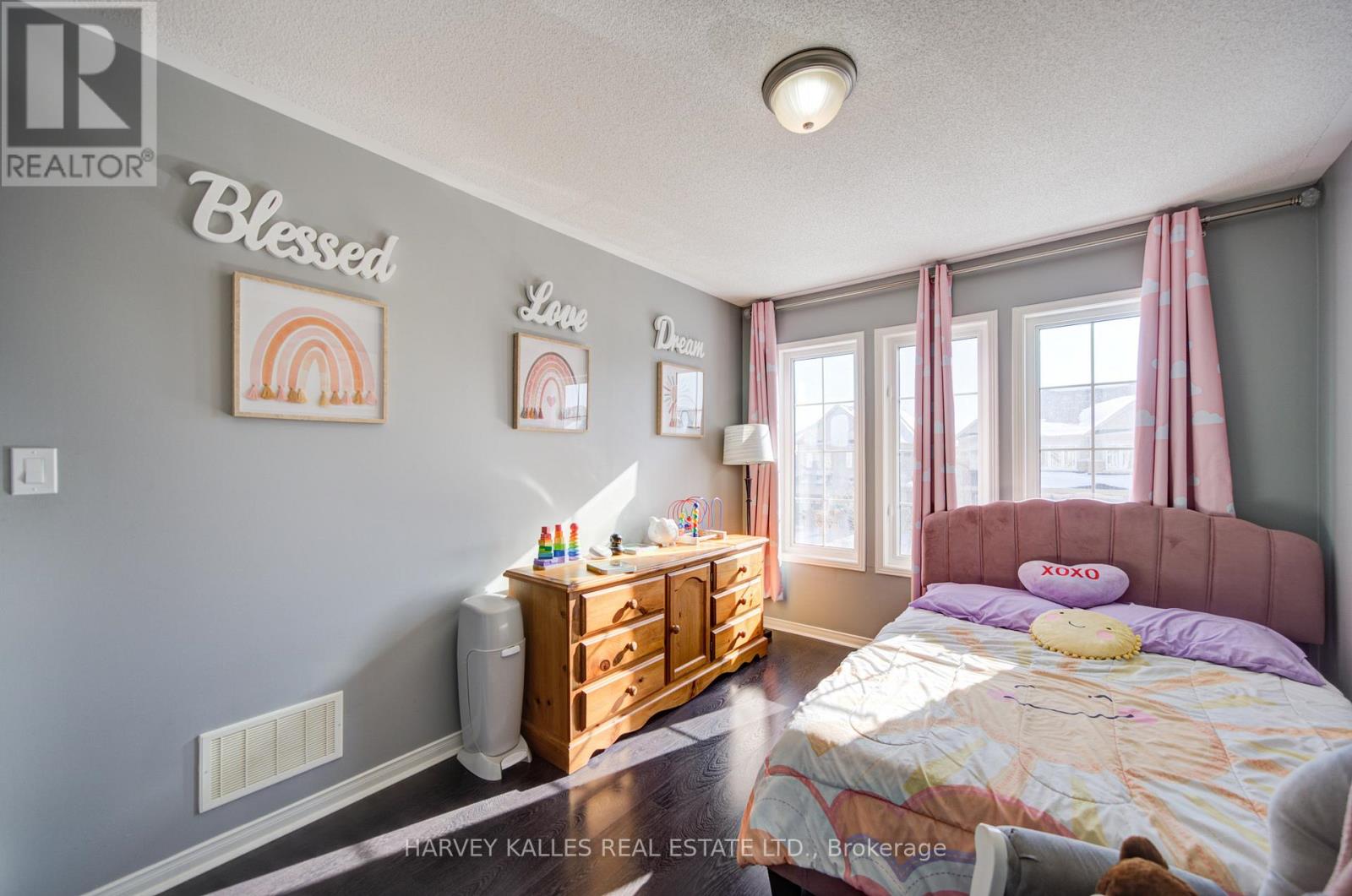 223 Orr Drive, Bradford West Gwillimbury (Bradford), Ontario  L3Z 0S3 - Photo 23 - N12757654