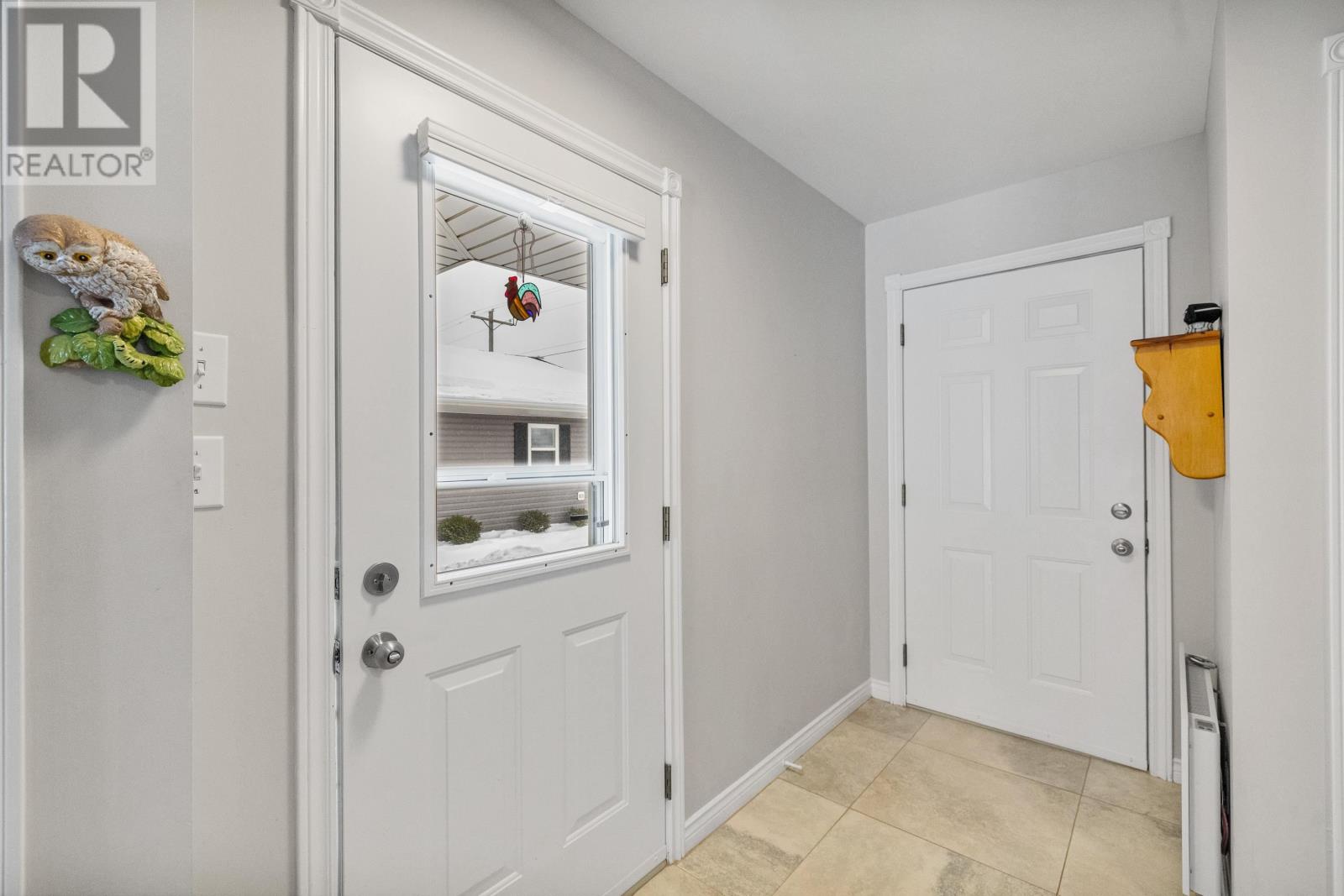 258 Shakespeare Drive, Stratford, Prince Edward Island  C1B 2X5 - Photo 4 - 202602105