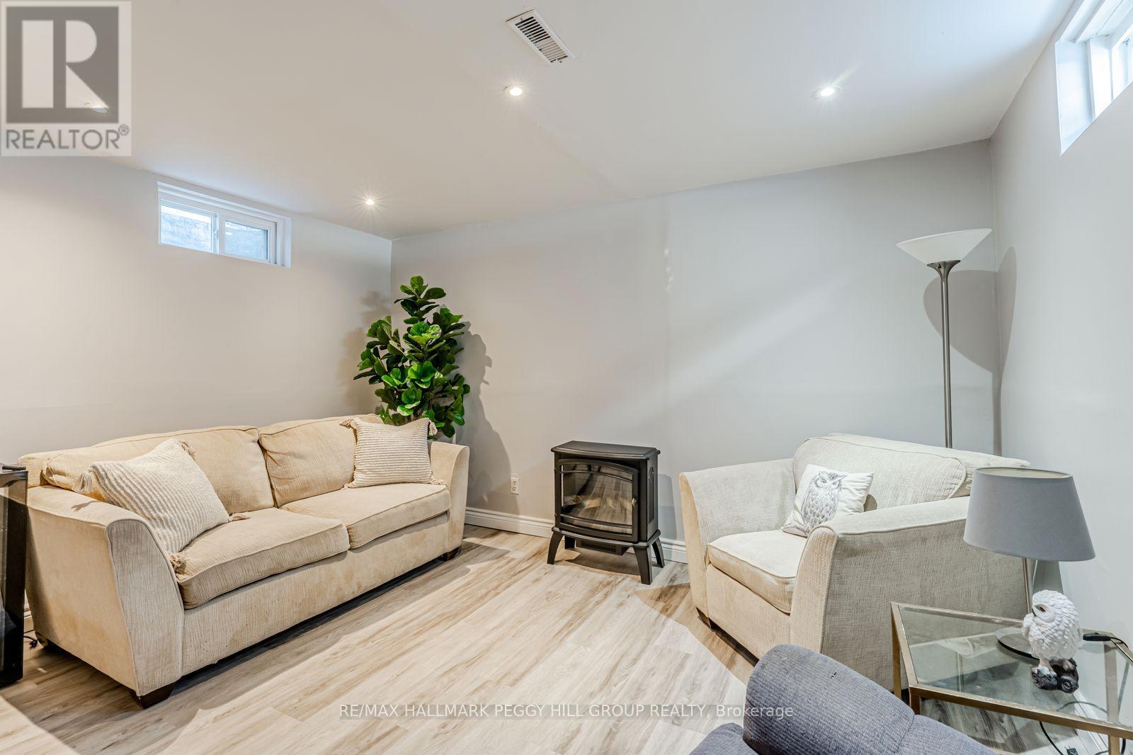 6 James Street, Barrie (Ardagh), Ontario  L4N 6M4 - Photo 11 - S12757614