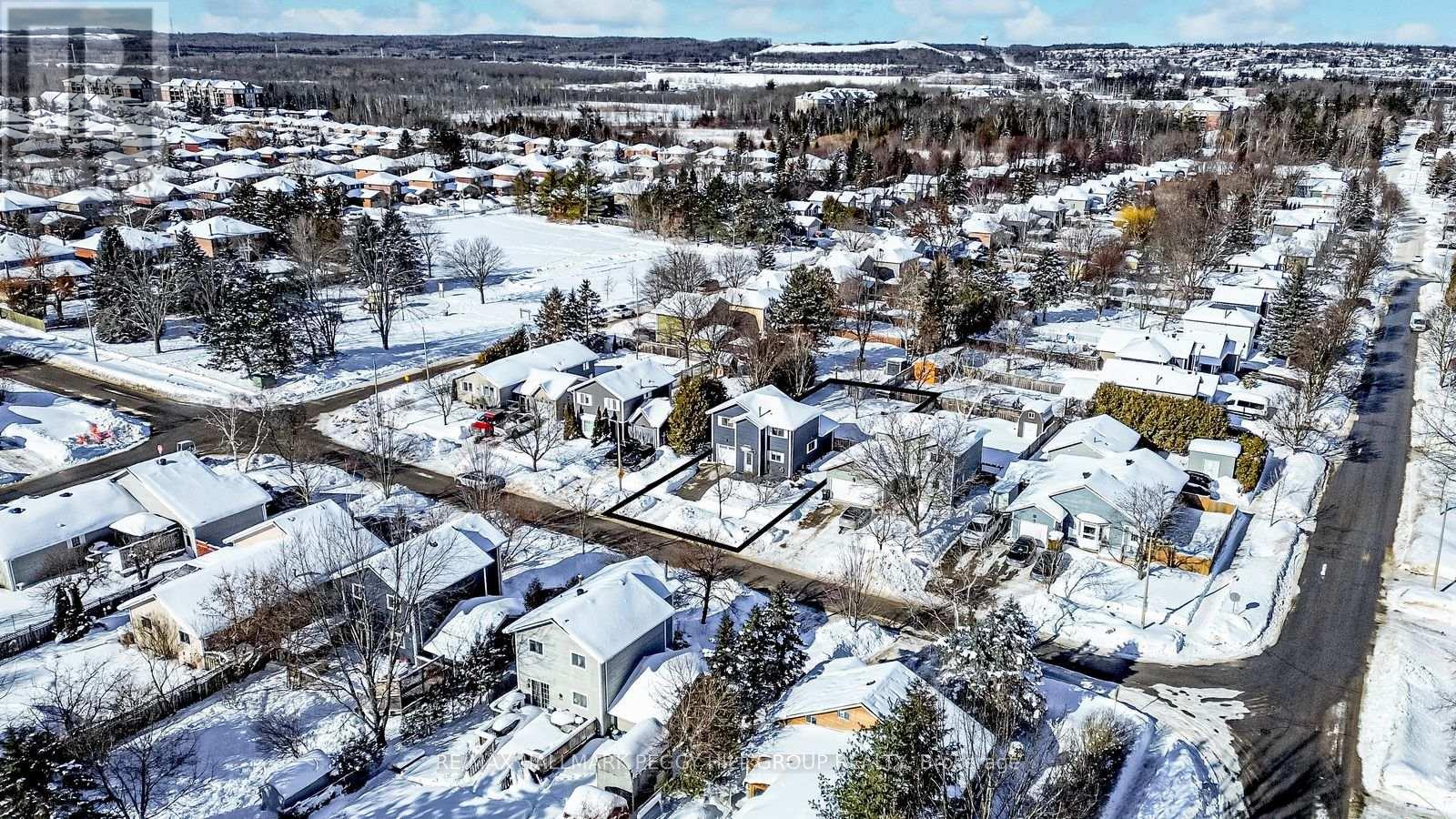 6 James Street, Barrie (Ardagh), Ontario  L4N 6M4 - Photo 17 - S12757614