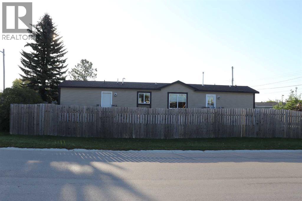810 52 Street, Edson, Alberta  T7E 1K4 - Photo 5 - A2263981