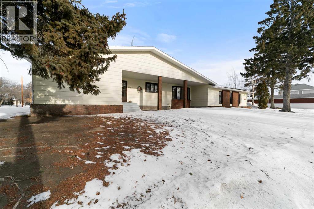 5002 49 Street, Sedgewick, Alberta  T0B 4C0 - Photo 4 - A2281718