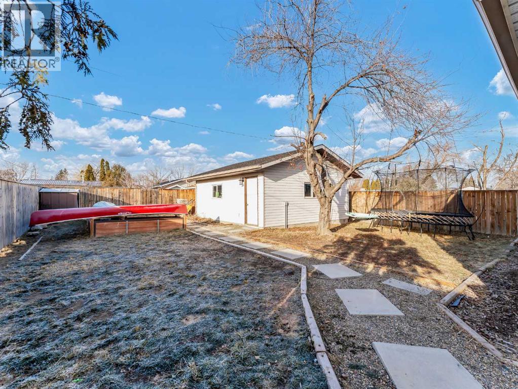 922 5 Street Se, Redcliff, Alberta  T0J 2P0 - Photo 45 - A2279026