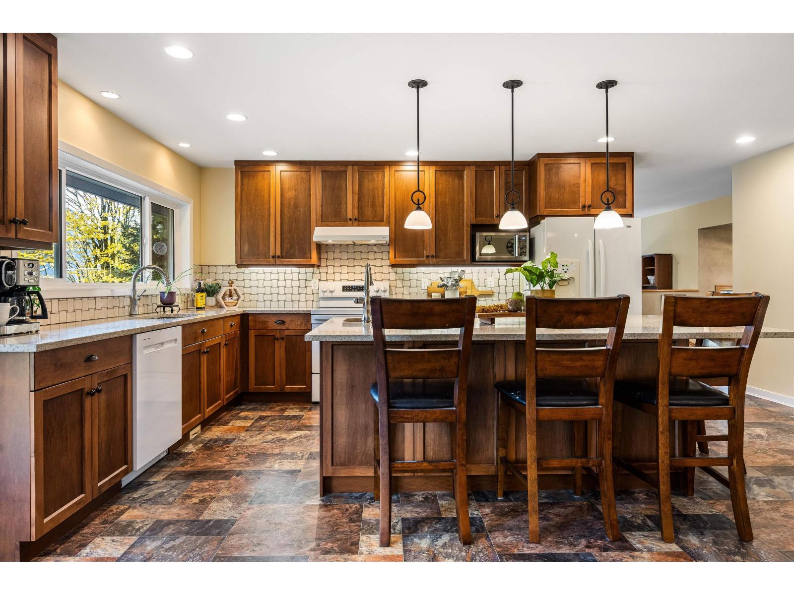 4658 Bruce Road, Ryder Lake, Chilliwack, British Columbia  V4Z 1K1 - Photo 6 - R3086047