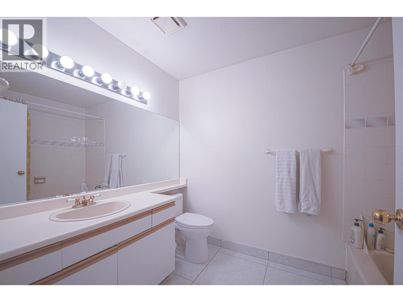 2 1170 Lansdowne Drive, Coquitlam, British Columbia  V3B 5V8 - Photo 16 - R3086435