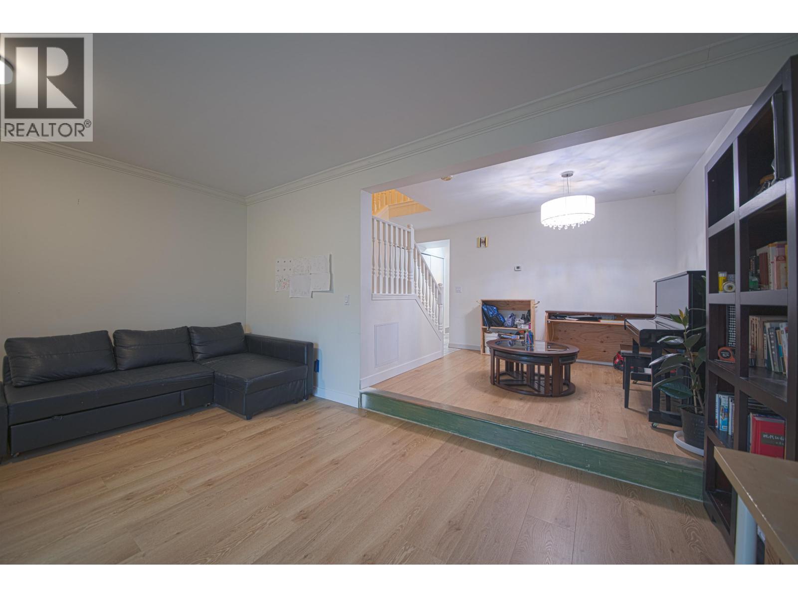 2 1170 Lansdowne Drive, Coquitlam, British Columbia  V3B 5V8 - Photo 8 - R3086435