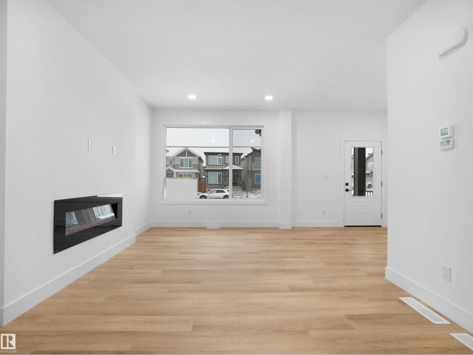 788 Cy Becker Dr Nw, Edmonton, Alberta  T5Y 2W4 - Photo 6 - E4472165