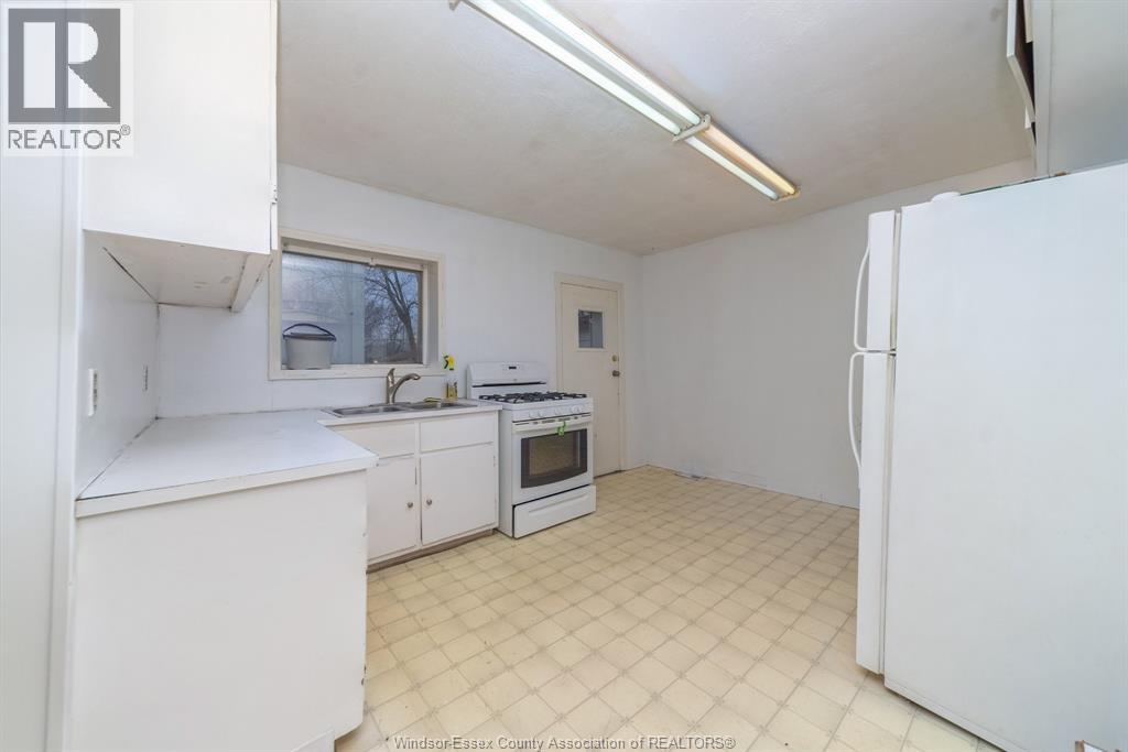 623 Tournier Street, Windsor, Ontario  N9C 3G9 - Photo 14 - 26002576