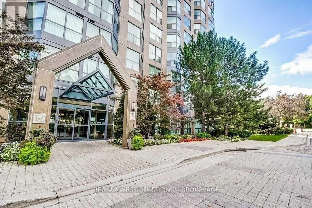 701 - 2177 Burnhamthorpe Road W, Mississauga (Erin Mills), Ontario  L5L 5P9 - Photo 2 - W12757618