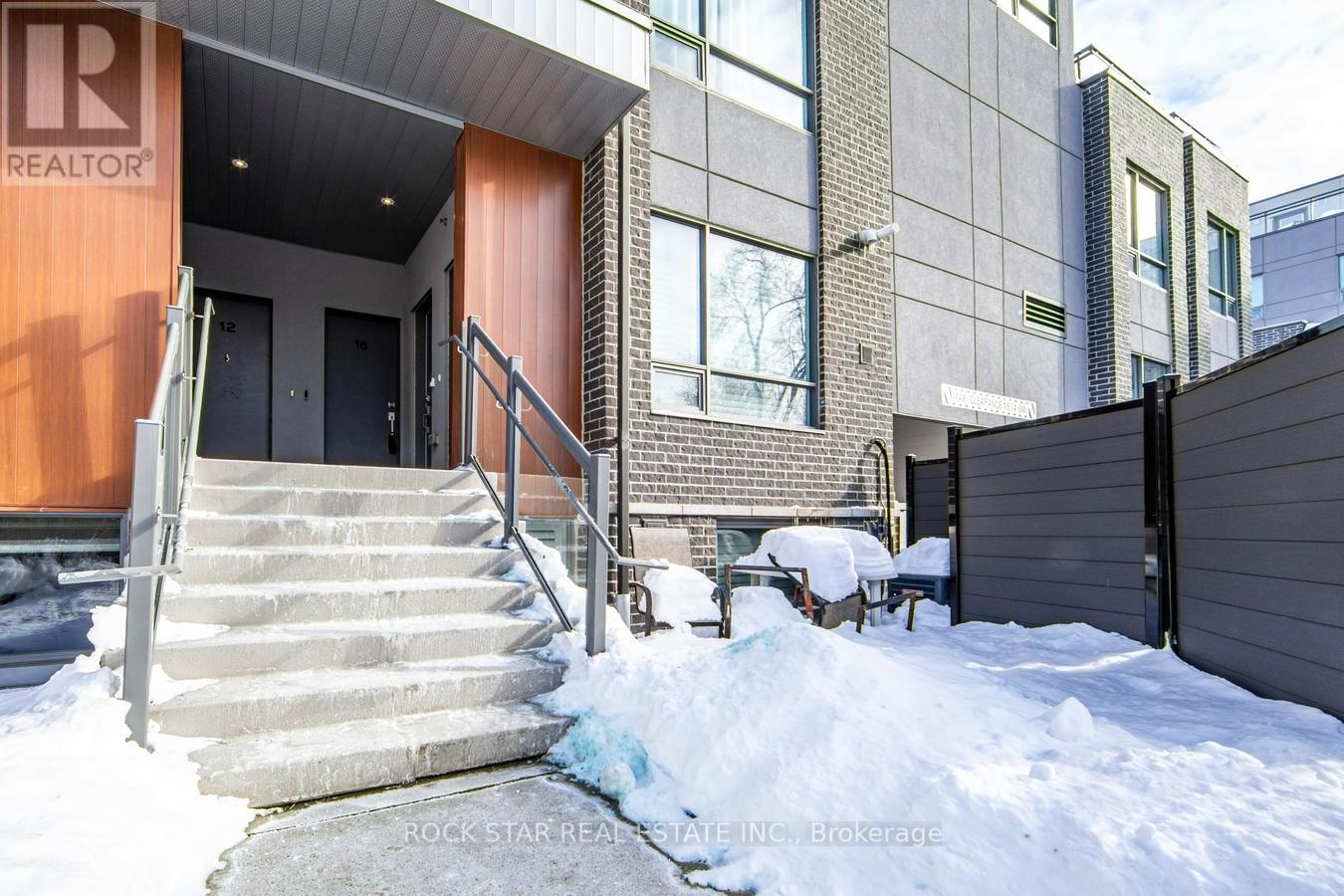 16 - 670 Atwater Avenue, Mississauga (Mineola), Ontario  L5G 0B6 - Photo 4 - W12757718