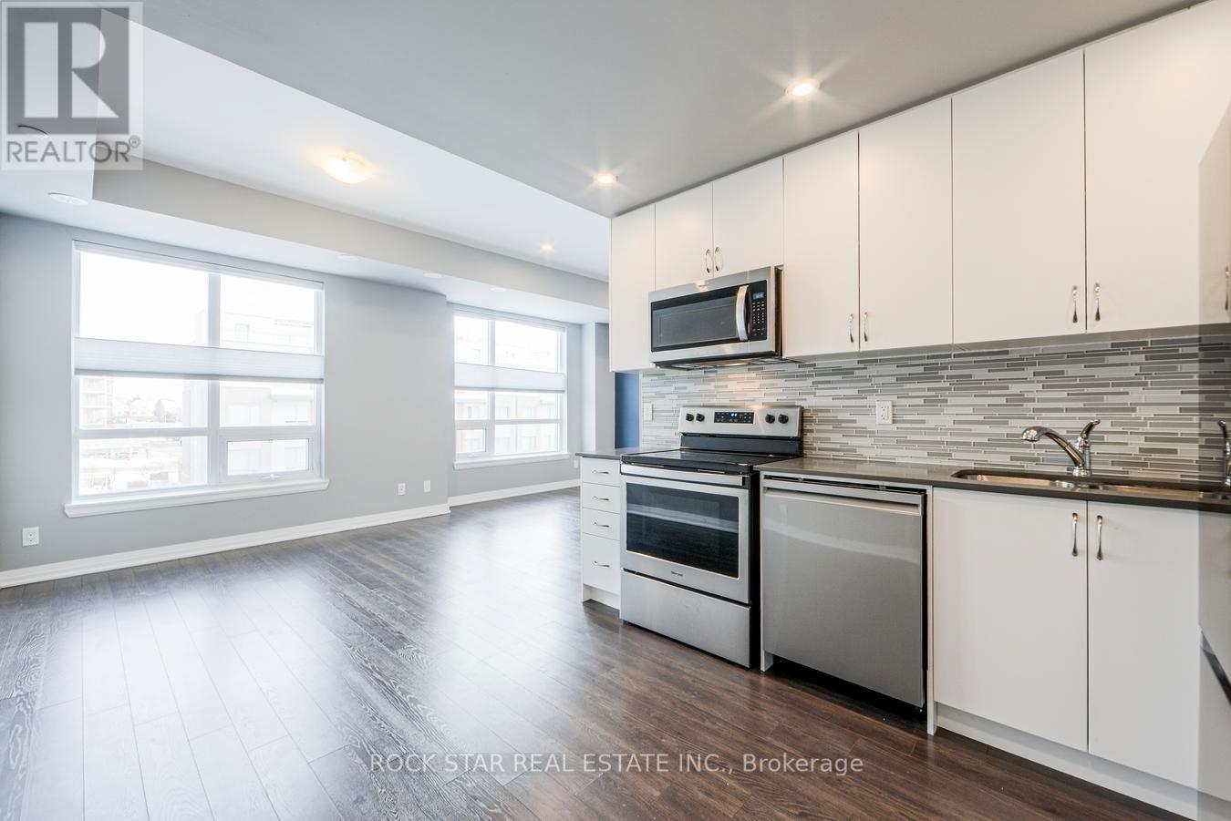 16 - 670 Atwater Avenue, Mississauga (Mineola), Ontario  L5G 0B6 - Photo 5 - W12757718