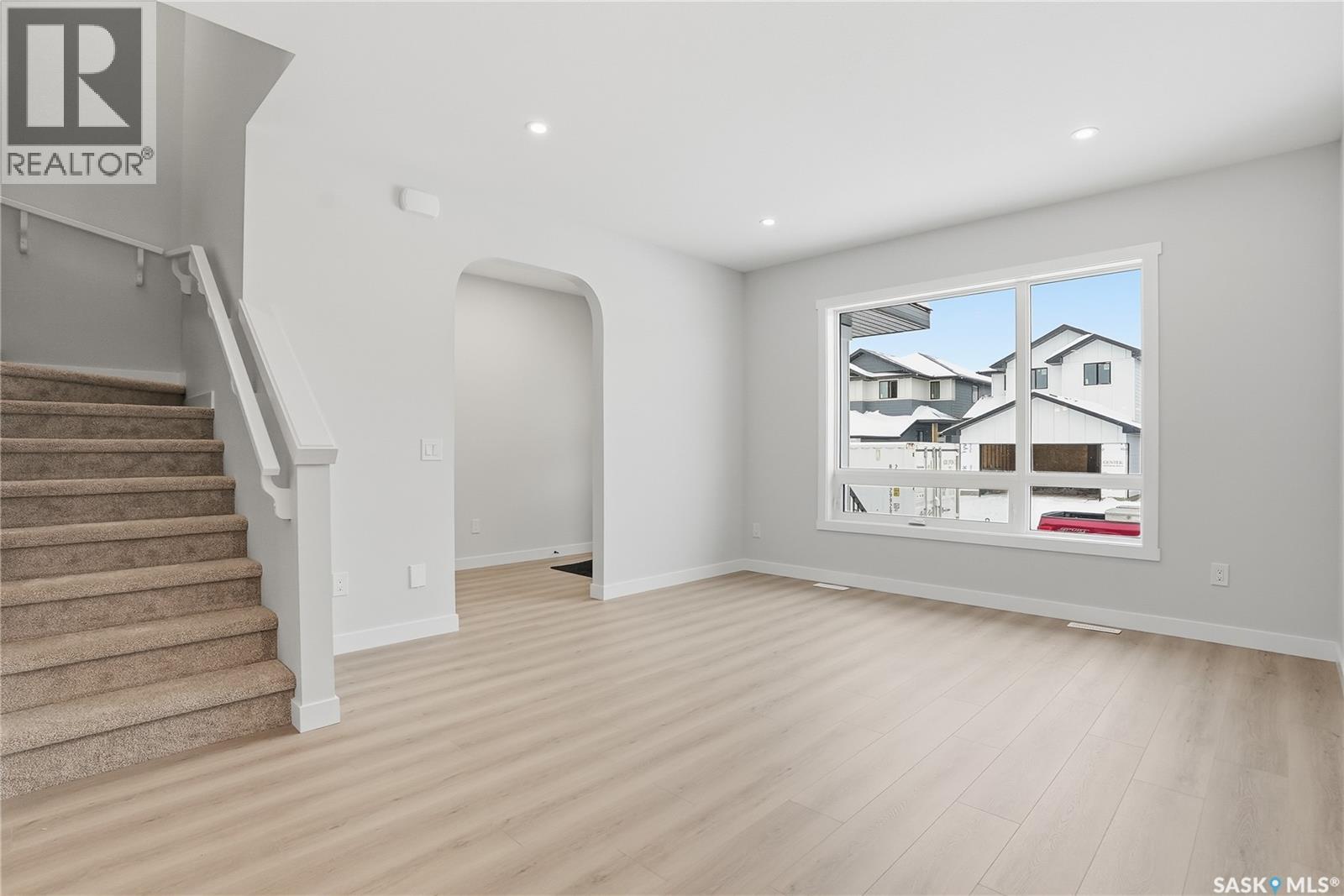 238 Leskiw Lane, Saskatoon, Saskatchewan  S7V 2A4 - Photo 5 - SK027931