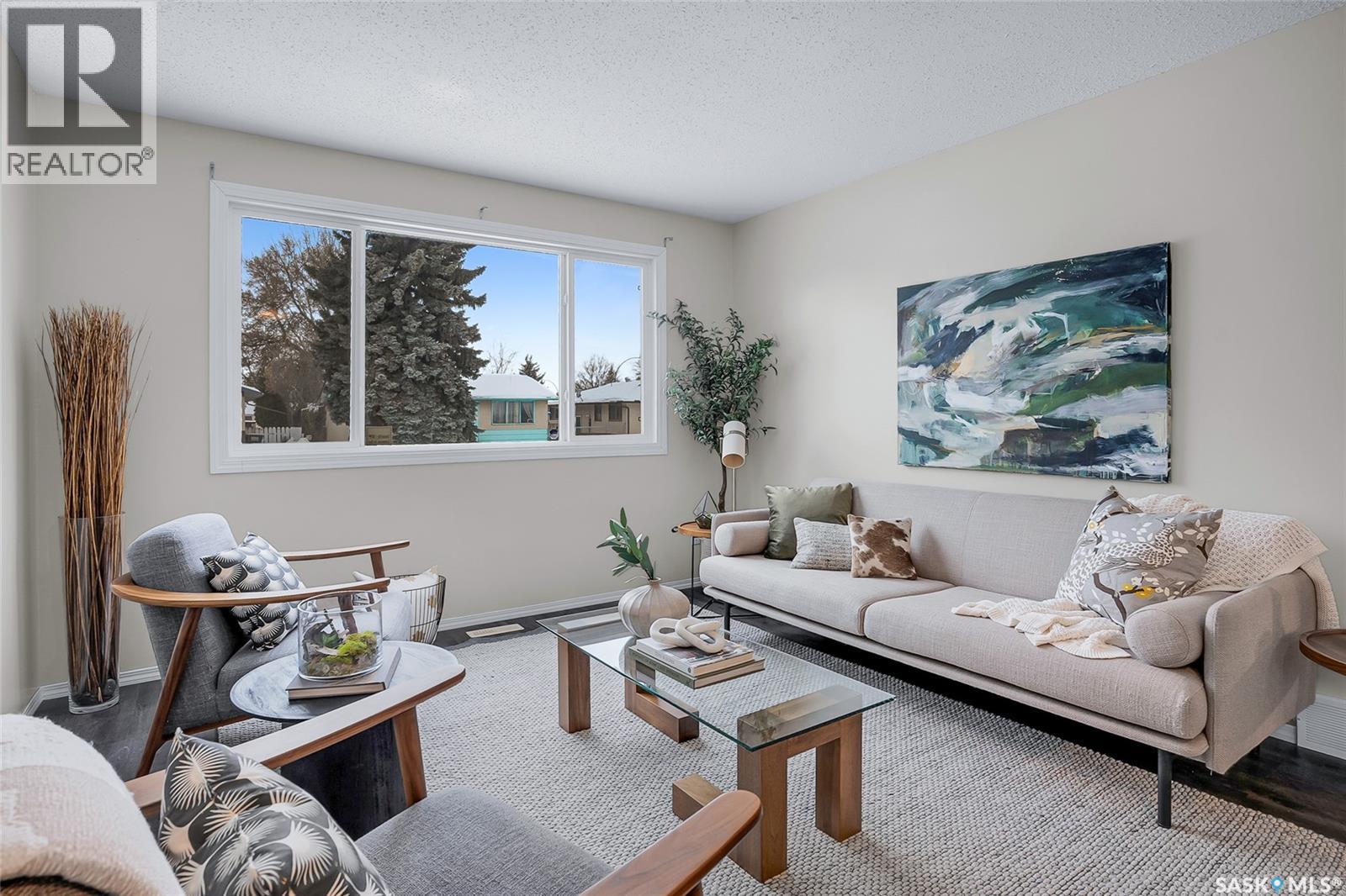 330 Smallwood CRESCENT, saskatoon, Saskatchewan