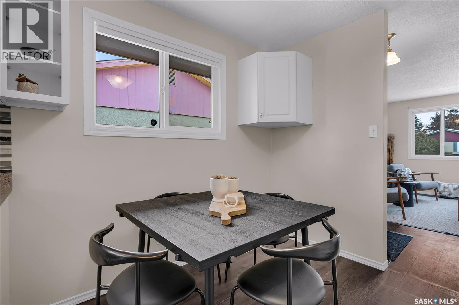 330 Smallwood Crescent, Saskatoon, Saskatchewan  S4L 4S5 - Photo 11 - SK027926