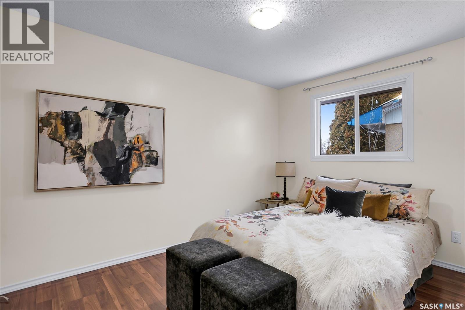 330 Smallwood Crescent, Saskatoon, Saskatchewan  S4L 4S5 - Photo 12 - SK027926