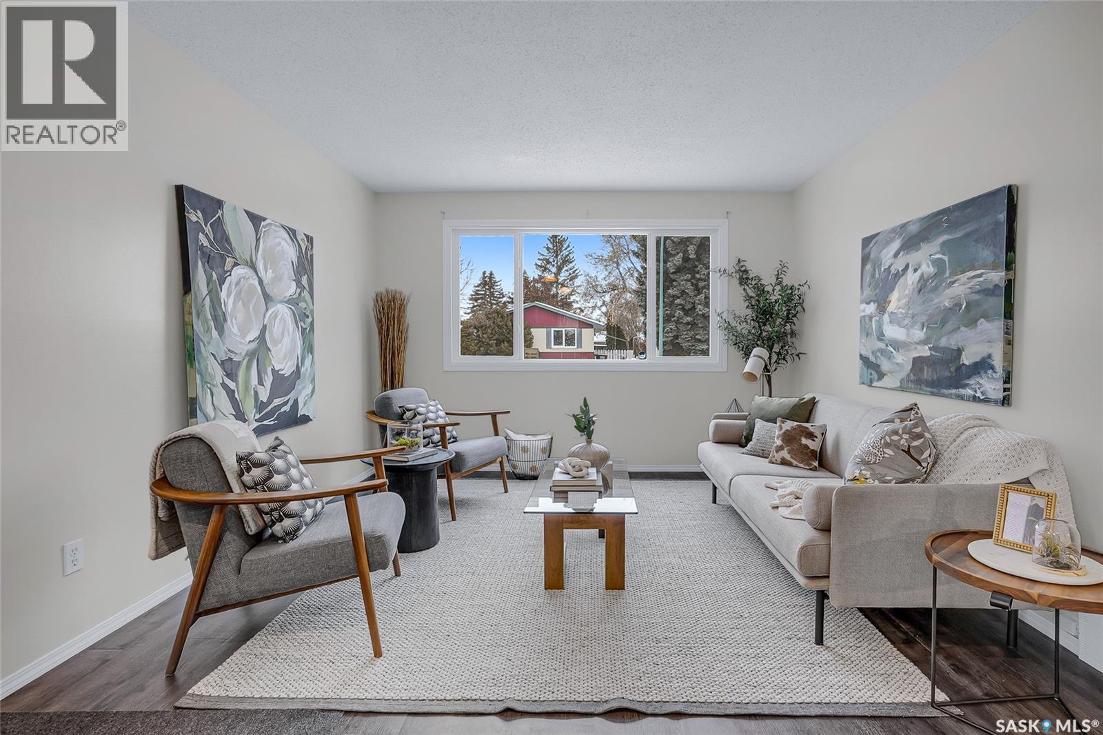 330 Smallwood Crescent, Saskatoon, Saskatchewan  S4L 4S5 - Photo 3 - SK027926