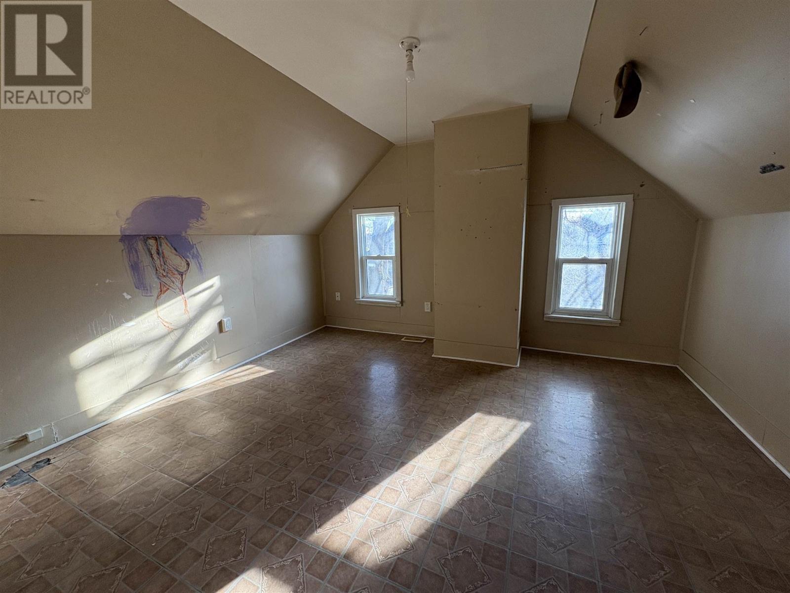 153 Alexandra St, Sault Ste. Marie, Ontario  P6A 1J5 - Photo 8 - SM253337