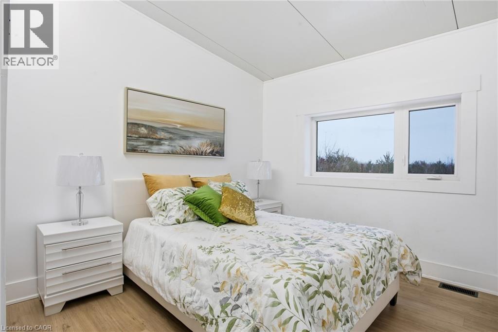 34 Indiana Road W, Hagersville, Ontario  N0A 1H0 - Photo 9 - 40791903