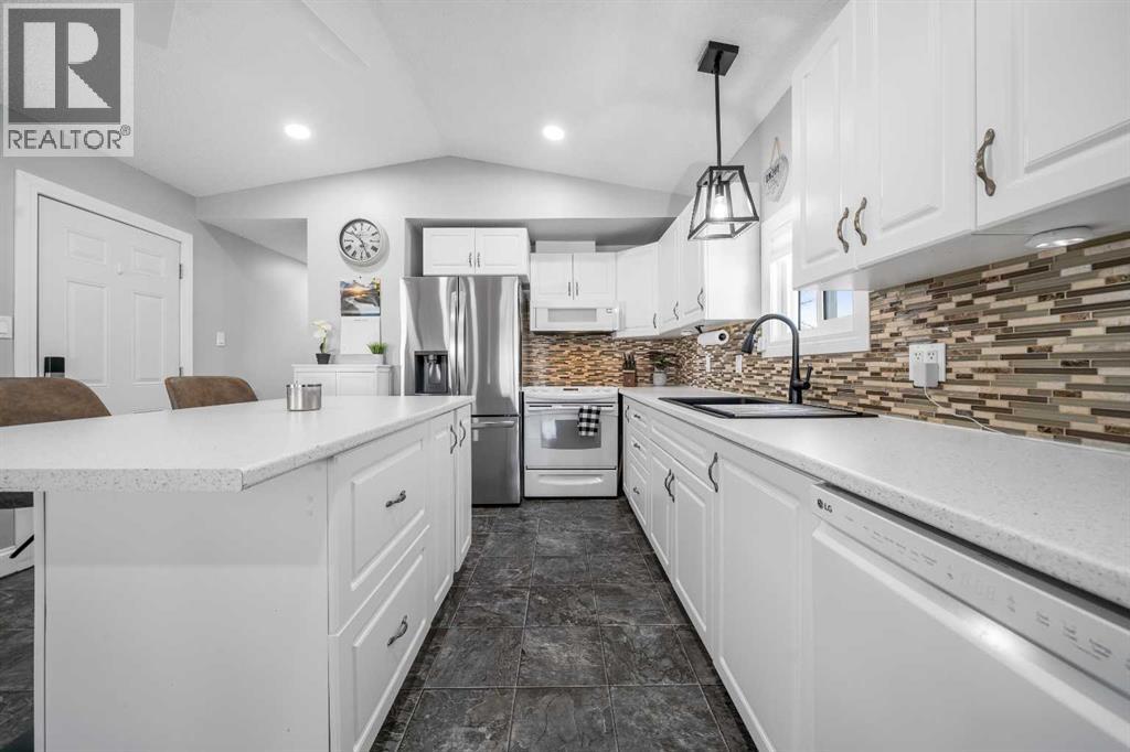 268 Fleet Street Sw, Medicine Hat, Alberta  T1A 7Z5 - Photo 10 - A2280176