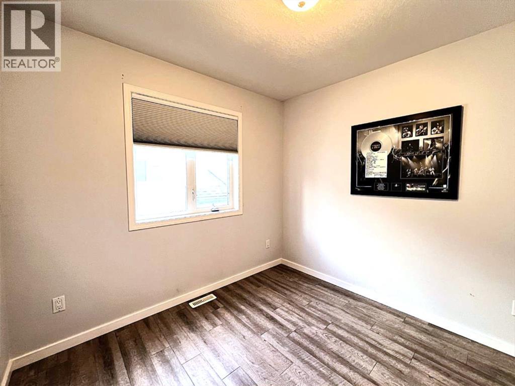 309 Eaton Drive, Hinton, Alberta  T7V 1Y5 - Photo 21 - A2263626