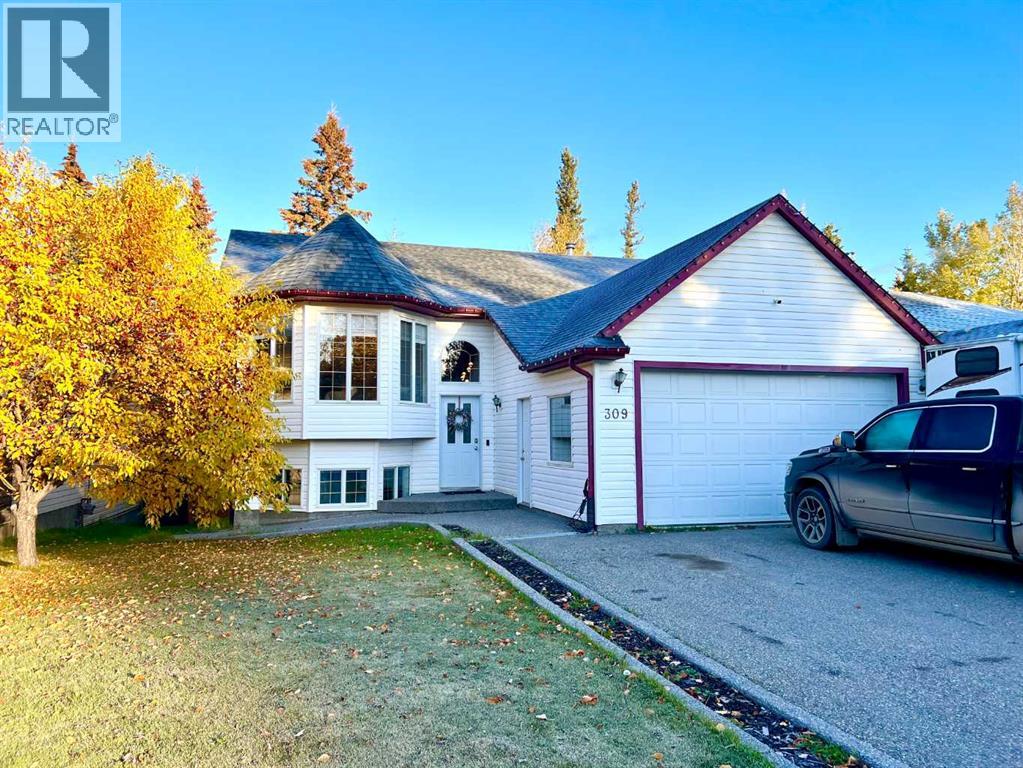 309 Eaton Drive, Hinton, Alberta  T7V 1Y5 - Photo 1 - A2263626