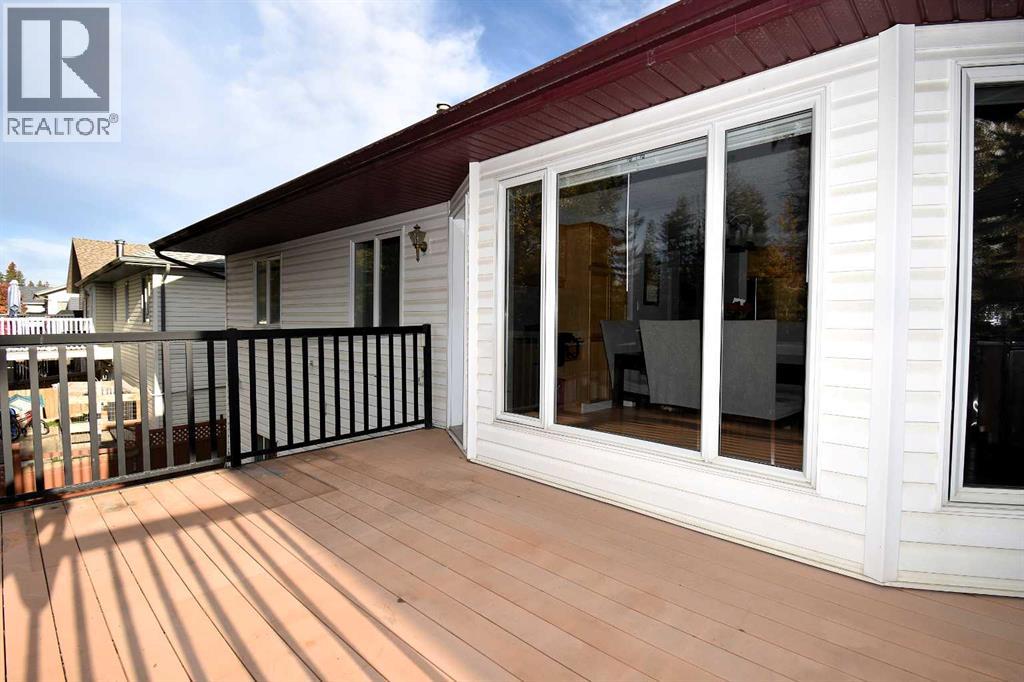 309 Eaton Drive, Hinton, Alberta  T7V 1Y5 - Photo 36 - A2263626