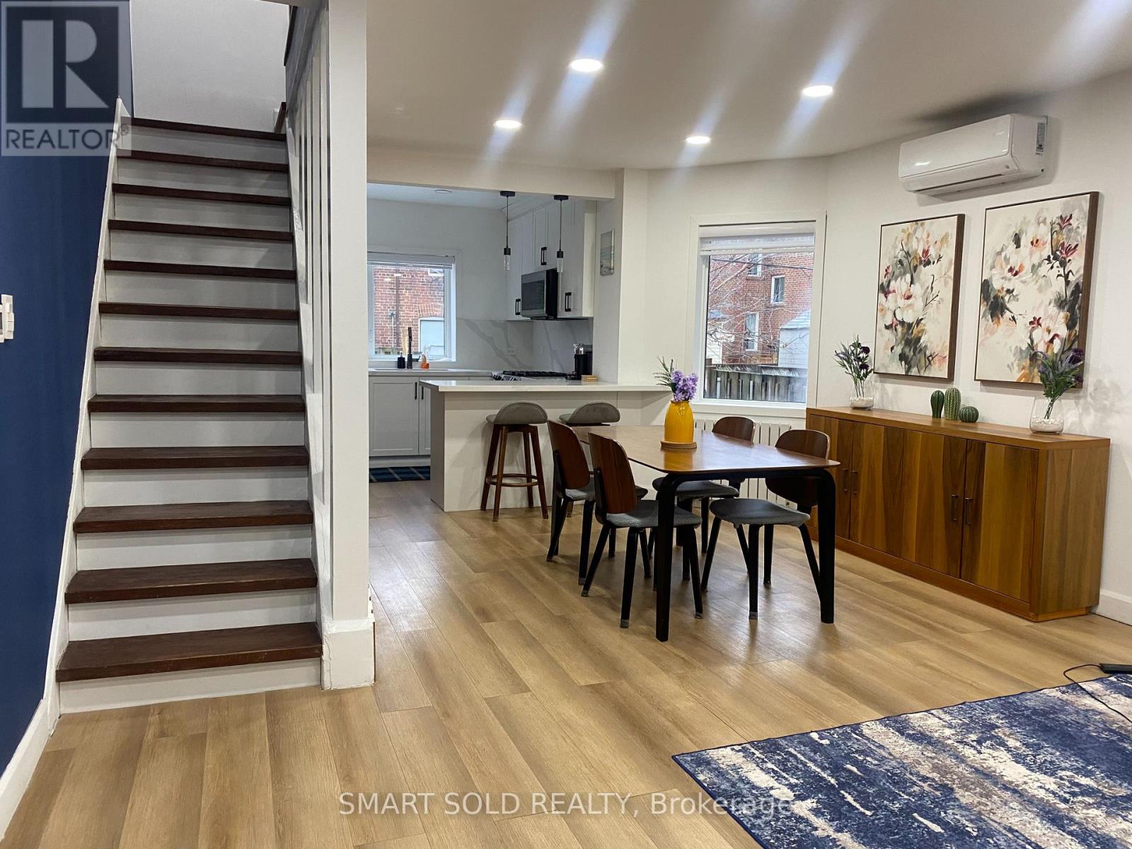 42 ARNOLD AVENUE, Toronto, Ontario